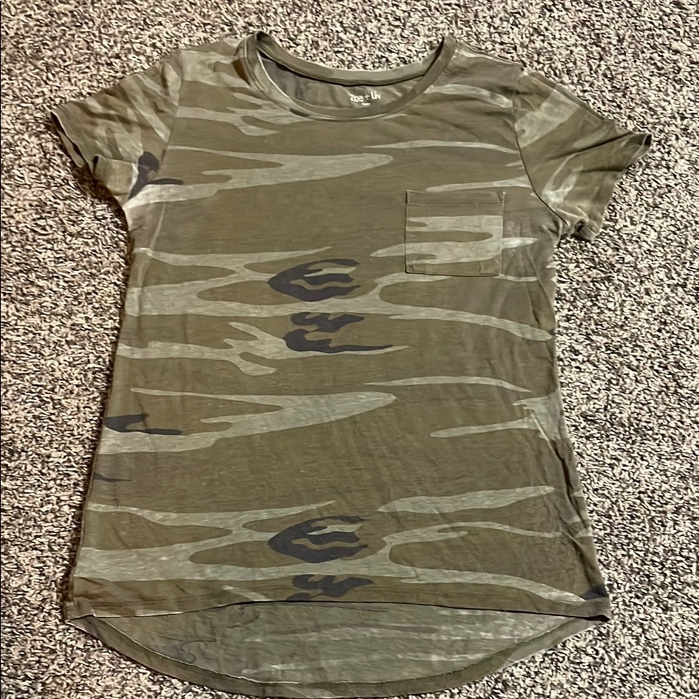 Zoe + Liv Olive Camo Short Sleeve Tee